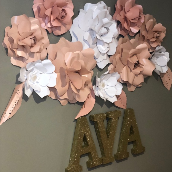 Paper flower - Picture 2 of 3